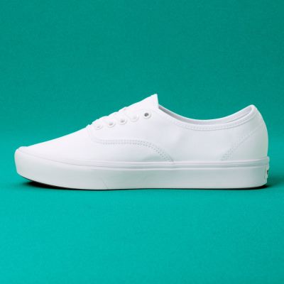 Vans Classic ComfyCush Authentic - Erkek Spor Ayakkabı (Beyaz)